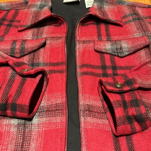 Fashion Bug wool/cotton flannel red plaid zip jacket size M - Picture 3 of 6